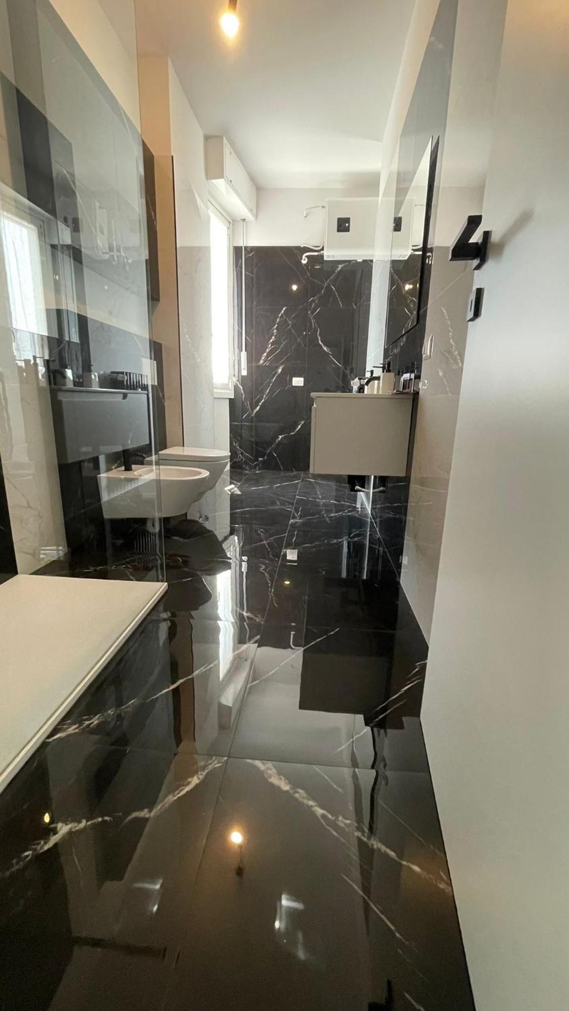 Luxury Home 100 Mq A Stone'S Throw From The Duomo Milão Exterior foto